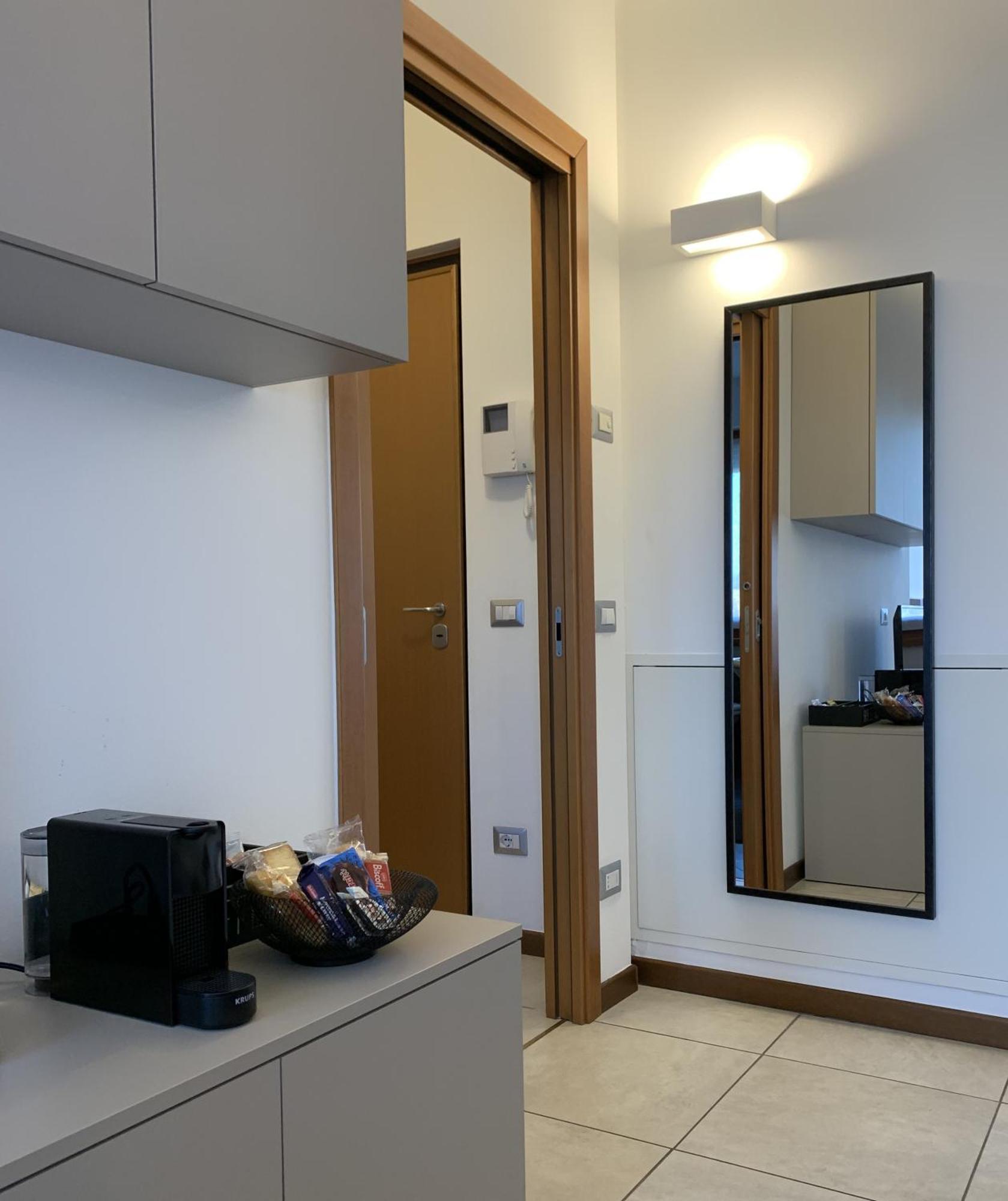Jasmine Malpensa Express And Train To Milano Apartment Busto Arsizio Exterior foto